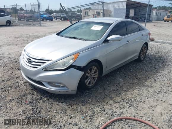 2013 Hyundai Sonata GLS с VIN 5NPEB4AC3DH808075, выставлен на аукционе IAAI как лот 43317409 с пробегом Не указан миль и . История ставок и продаж доступна на DreamBid. Изображение 2.