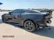 2022 Chevrolet Camaro ZL1 z VIN 1G1FJ1R61N0106977, wystawiony jako Copart lot #80406915 z przebiegiem 50 383 mil mil oraz Szkoda całkowita • Salvage title. Historia ofert i sprzedaży dostępna na DreamBid. Obrazek 2.