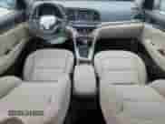 2018 Hyundai Elantra SEL с VIN KMHD84LFXJU472634, выставлен на аукционе Copart как лот 70388485 с пробегом 50 952 миль миль и Списание • Salvage title. История ставок и продаж доступна на DreamBid. Изображение 8.