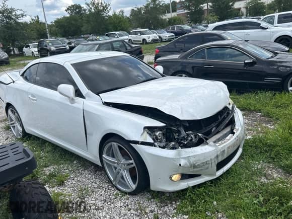 2010 Lexus IS 250 C with VIN JTHFF2C21A2511092, listed as a Copart auction lot 59193075 with 192,550 mi miles and Clean title. Bid and sale history available at DreamBid. Image 1.