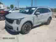 2024 Kia Sorento SX z VIN 5XYRK4JF2RG303784, wystawiony jako IAAI lot #41860346 z przebiegiem 8 978 mil mil oraz . Historia ofert i sprzedaży dostępna na DreamBid. Obrazek 18.