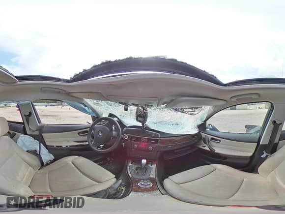 2010 BMW 3 Series 335d с VIN WBAPN7C54AA266744, выставлен на аукционе Copart как лот 64084945 с пробегом Не указан миль и Списание • Salvage title. История ставок и продаж доступна на DreamBid. Изображение 14.