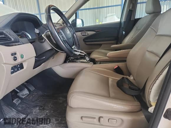 2016 Honda Pilot Touring z VIN 5FNYF6H90GB006724, wystawiony jako Copart lot #71930445 z przebiegiem 133 660 mil mil oraz Szkoda całkowita • Salvage title. Historia ofert i sprzedaży dostępna na DreamBid. Obrazek 7.