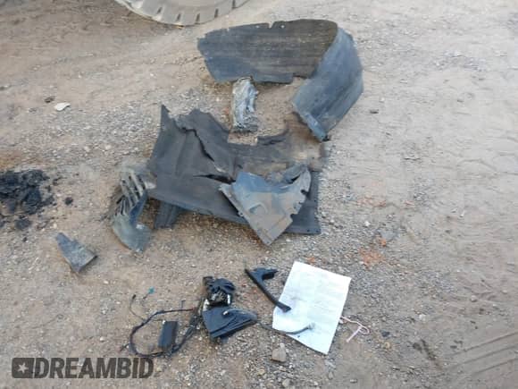 2015 BMW 4 Series 435i xDrive с VIN WBA3R5C57FK189506, выставлен на аукционе IAAI как лот 42880965 с пробегом Не указан миль и . История ставок и продаж доступна на DreamBid. Изображение 20.