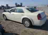 2006 Chrysler 300 with VIN 2C3KA43R26H309775, listed as a Copart auction lot 69139595 with 121,645 mi miles and Salvage title. Bid and sale history available at DreamBid. Image 2.