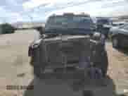 2002 GMC Sierra 1500 Denali z VIN 2GTFK69U521173050, wystawiony jako Copart lot #84276954 z przebiegiem Nie podano mil oraz Szkoda całkowita • Salvage title. Historia ofert i sprzedaży dostępna na DreamBid. Obrazek 5.