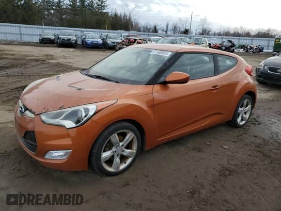 2013 Hyundai Veloster w/Black Int z VIN KMHTC6AD5DU166176, wystawiony jako Copart lot #47588505 z przebiegiem Nie podano mil oraz Nie do naprawy • Non repairable. Historia ofert i sprzedaży dostępna na DreamBid. Obrazek 1.