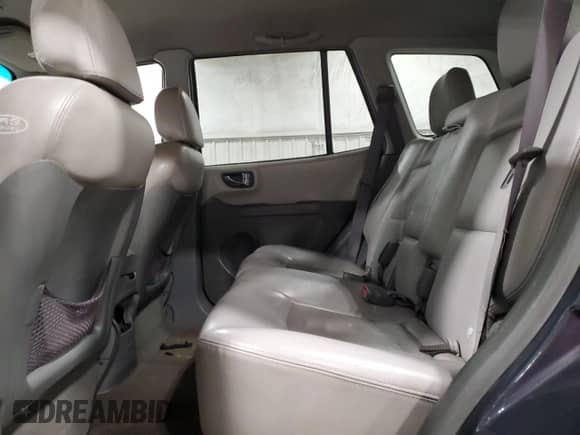 2006 Hyundai Santa Fe GLS с VIN KM8SC13E76U072324, выставлен на аукционе Copart как лот 85645014 с пробегом 193 358 миль миль и На запчасти • Non repairable. История ставок и продаж доступна на DreamBid. Изображение 11.