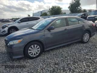 2010 Toyota Camry XLE with VIN 4T1BK3EK7AU102576, listed as a Copart auction lot 82584155 with 210,698 mi miles and Clean title. Bid and sale history available at DreamBid. Image 1.