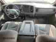 2006 Chevrolet Silverado 1500 LS с VIN 2GCEC13V361297059, выставлен на аукционе Copart как лот 80355785 с пробегом 240 055 миль миль и Списание • Salvage title. История ставок и продаж доступна на DreamBid. Изображение 8.