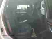 2015 Cadillac Escalade z VIN 1GYS4AKJ5FR304917, wystawiony jako Copart lot #51134245 z przebiegiem 167 133 mil mil oraz Czysty tytuł • Clean title. Historia ofert i sprzedaży dostępna na DreamBid. Obrazek 11.