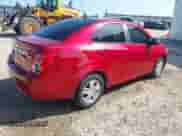 2013 Chevrolet Sonic LT с VIN 1G1JC5SB1D4109002, выставлен на аукционе IAAI как лот 42533279 с пробегом 128 315 миль миль и . История ставок и продаж доступна на DreamBid. Изображение 4.
