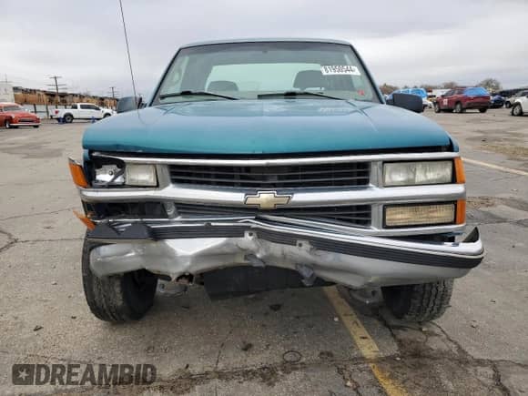 1997 Chevrolet Silverado 2500 с VIN 1GCGK29R7VE272562, выставлен на аукционе Copart как лот 81950544 с пробегом 149 179 миль миль и Списание • Salvage title. История ставок и продаж доступна на DreamBid. Изображение 5.