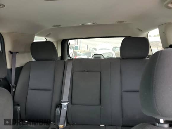 2011 Chevrolet Tahoe LS z VIN 1GNSCAE07BR263350, wystawiony jako Copart lot #85188265 z przebiegiem 210 283 mil mil oraz Szkoda całkowita • Salvage title. Historia ofert i sprzedaży dostępna na DreamBid. Obrazek 10.