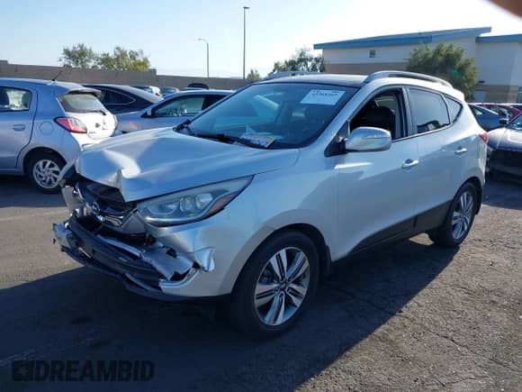 2014 Hyundai Tucson Limited z VIN KM8JU3AG4EU948340, wystawiony jako IAAI lot #42268365 z przebiegiem 190 820 mil mil oraz . Historia ofert i sprzedaży dostępna na DreamBid. Obrazek 17.