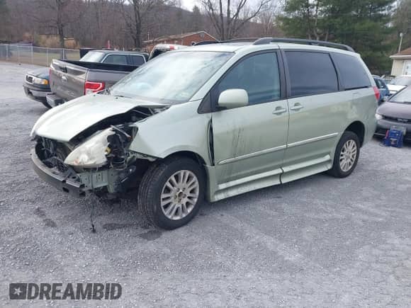 2010 Toyota Sienna XLE с VIN 5TDYK4CCXAS301416, выставлен на аукционе IAAI как лот 41158673 с пробегом 96 141 миль миль и . История ставок и продаж доступна на DreamBid. Изображение 23.
