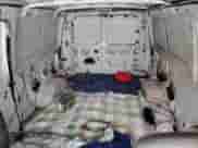 2001 Ford Econoline Cargo z VIN 1FTRE142X1HB27593, wystawiony jako Copart lot #83827154 z przebiegiem 190 761 mil mil oraz Szkoda całkowita • Salvage title. Historia ofert i sprzedaży dostępna na DreamBid. Obrazek 10.