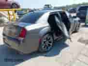 2018 Chrysler 300 S с VIN 2C3CCABG3JH244666, выставлен на аукционе IAAI как лот 42994229 с пробегом 29 878 миль миль и . История ставок и продаж доступна на DreamBid. Изображение 4.