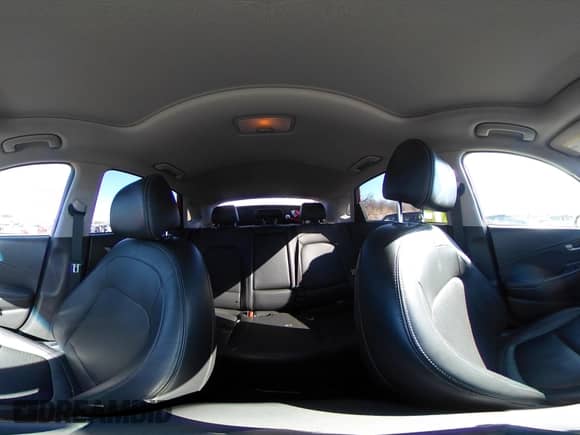 2018 Hyundai Kona Ultimate с VIN KM8K5CA55JU093643, выставлен на аукционе IAAI как лот 41833149 с пробегом 151 804 миль миль и . История ставок и продаж доступна на DreamBid. Изображение 19.