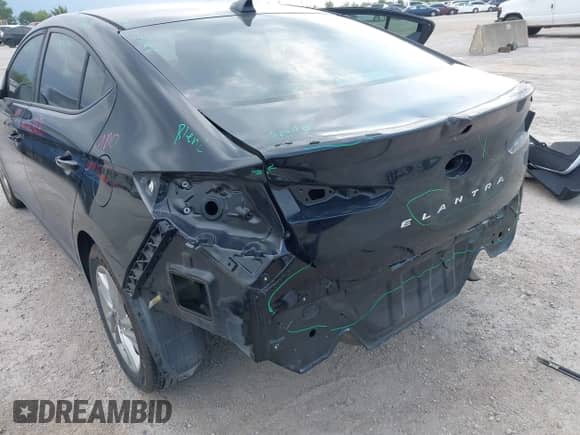 2020 Hyundai Elantra SEL z VIN KMHD84LF5LU028547, wystawiony jako IAAI lot #43034567 z przebiegiem 89 429 mil mil oraz . Historia ofert i sprzedaży dostępna na DreamBid. Obrazek 18.