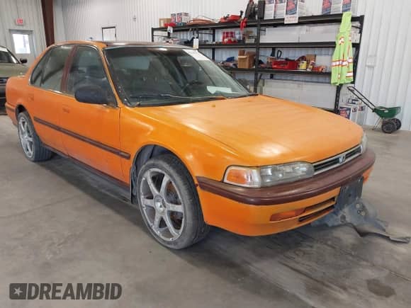 1992 Honda Accord LX с VIN 1HGCB7559NA230126, выставлен на аукционе IAAI как лот 42165373 с пробегом 256 400 миль миль и . История ставок и продаж доступна на DreamBid. Изображение 1.