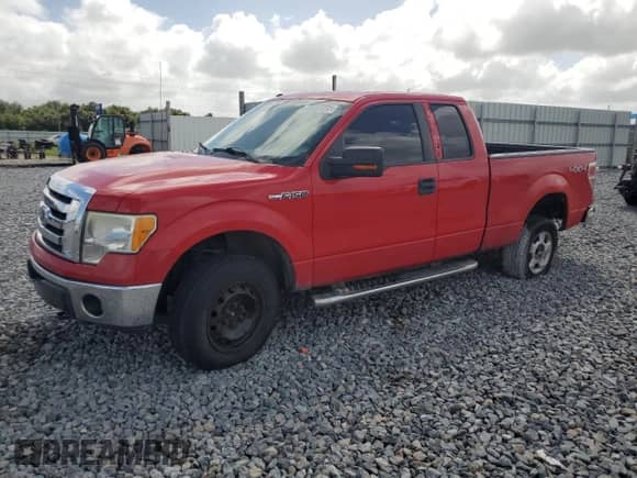 2010 Ford F-150 XL with VIN 1FTFX1EV3AFD85410, listed as a Copart auction lot 82046845 with 129,548 mi miles and Clean title. Bid and sale history available at DreamBid. Image 1.