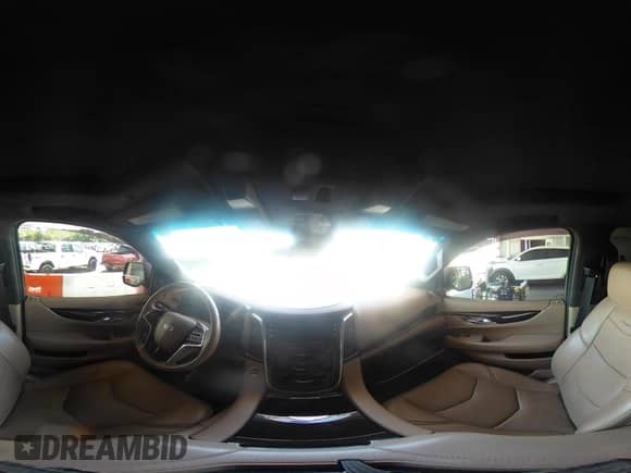 2020 Cadillac Escalade ESV Platinum с VIN 1GYS3KKJ5LR105337, выставлен на аукционе IAAI как лот 42777193 с пробегом Не указан миль и . История ставок и продаж доступна на DreamBid. Изображение 18.