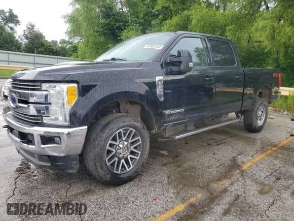 2017 Ford F-250 Lariat с VIN 1FT7W2BT0HEB90624, выставлен на аукционе Copart как лот 62662685 с пробегом 178 097 миль миль и Чистый • Clean title. История ставок и продаж доступна на DreamBid. Изображение 1.