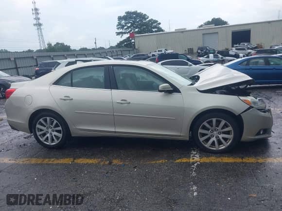 2013 Chevrolet Malibu LT с VIN 1G11G5SX8DF225415, выставлен на аукционе IAAI как лот 42713926 с пробегом 110 000 миль миль и . История ставок и продаж доступна на DreamBid. Изображение 12.