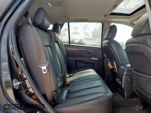 2012 Hyundai Santa Fe Limited with VIN 5XYZK3AB1CG135845, listed as a Copart auction lot 67735695 with 212,452 mi miles and Clean title. Bid and sale history available at DreamBid. Image 11.