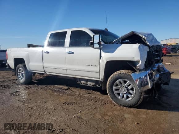 2019 Chevrolet Silverado 3500HD LTZ with VIN 1GC4KXCY0KF276409, listed as a Copart auction lot 88408515 with 125,787 mi miles and Salvage title. Bid and sale history available at DreamBid. Image 4.