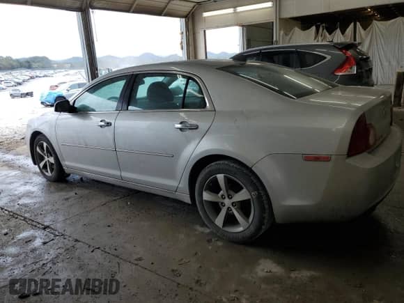 2012 Chevrolet Malibu 1LT с VIN 1G1ZC5E03CF259970, выставлен на аукционе Copart как лот 85643965 с пробегом 83 598 миль миль и Списание • Salvage title. История ставок и продаж доступна на DreamBid. Изображение 2.