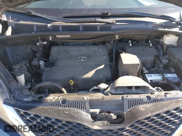 2015 Toyota Sienna SE with VIN 5TDXK3DC4FS583841, listed as a IAAI auction lot 41223820 with 190,117 mi miles and . Bid and sale history available at DreamBid. Image 10.