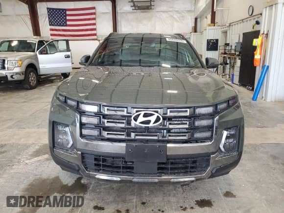 2025 Hyundai Santa Cruz Limited с VIN 5NTJEDDF6SH140640, выставлен на аукционе Copart как лот 65644335 с пробегом 24 963 миль миль и Списание • Salvage title. История ставок и продаж доступна на DreamBid. Изображение 5.