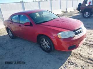 2012 Dodge Avenger SXT z VIN 1C3CDZCB7CN237003, wystawiony jako IAAI lot #43393666 z przebiegiem 193 149 mil mil oraz . Historia ofert i sprzedaży dostępna na DreamBid. Obrazek 1.
