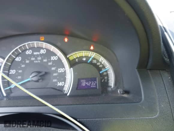 2014 Toyota Camry L with VIN 4T1BF1FK5EU373973, listed as a IAAI auction lot 43008960 with 184,232 mi miles and . Bid and sale history available at DreamBid. Image 7.