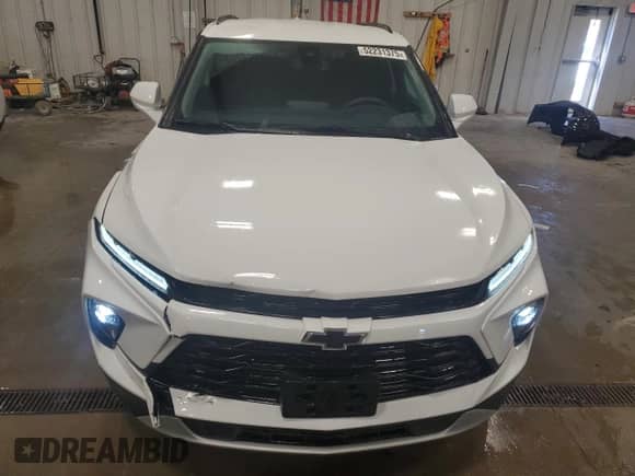 2024 Chevrolet Blazer LT with VIN 3GNKBHR46RS182730, listed as a Copart auction lot 52231375 with 11,601 mi miles and Salvage title. Bid and sale history available at DreamBid. Image 5.