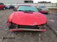 2002 Ford Mustang Standard z VIN 1FAFP40462F120939, wystawiony jako Copart lot #81977115 z przebiegiem 234 988 mil mil oraz Szkoda całkowita • Salvage title. Historia ofert i sprzedaży dostępna na DreamBid. Obrazek 5.
