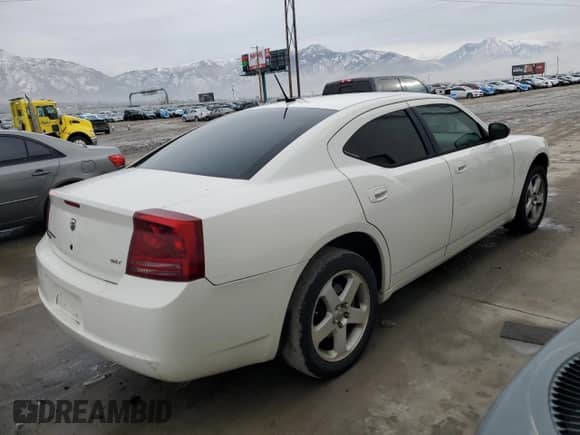 2008 Dodge Charger SXT с VIN 2B3LK33G38H190984, выставлен на аукционе Copart как лот 86620164 с пробегом Не указан миль и Чистый • Clean title. История ставок и продаж доступна на DreamBid. Изображение 3.