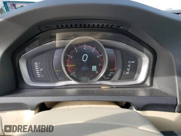 2015 Volvo S60 T5 Drive-E Platinum с VIN YV126MFM0F2360823, выставлен на аукционе Copart как лот 45910935 с пробегом 116 113 миль миль и Списание • Salvage title. История ставок и продаж доступна на DreamBid. Изображение 9.