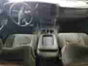 2003 Chevrolet Silverado 1500HD LS с VIN 1GCGK13U43F132922, выставлен на аукционе Copart как лот 68942804 с пробегом Не указан миль и Чистый • Clean title. История ставок и продаж доступна на DreamBid. Изображение 8.