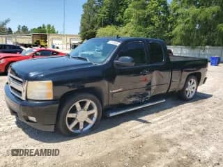2007 Chevrolet Silverado 1500 с VIN 1GCEC19Y57Z619663, выставлен на аукционе Copart как лот 61538905 с пробегом 147 302 миль миль и Списание • Salvage title. История ставок и продаж доступна на DreamBid. Изображение 1.