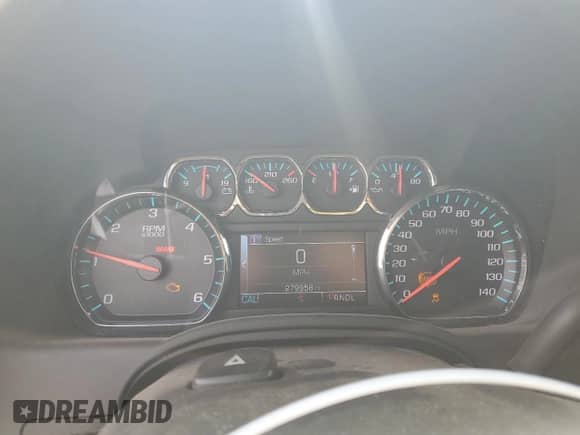 2020 Chevrolet Suburban LT с VIN 1GNSKHKC6LR273556, выставлен на аукционе Copart как лот 70995085 с пробегом 279 958 миль миль и Чистый • Clean title. История ставок и продаж доступна на DreamBid. Изображение 9.