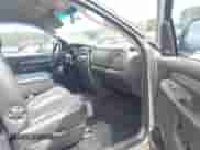 2004 Dodge 1500 SLT с VIN 1D7HU16D74J252065, выставлен на аукционе IAAI как лот 43355453 с пробегом 306 228 миль миль и . История ставок и продаж доступна на DreamBid. Изображение 5.