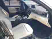 2019 BMW 4 Series 430i z VIN WBA4J1C51KBM13884, wystawiony jako IAAI lot #42243591 z przebiegiem 110 357 mil mil oraz . Historia ofert i sprzedaży dostępna na DreamBid. Obrazek 5.