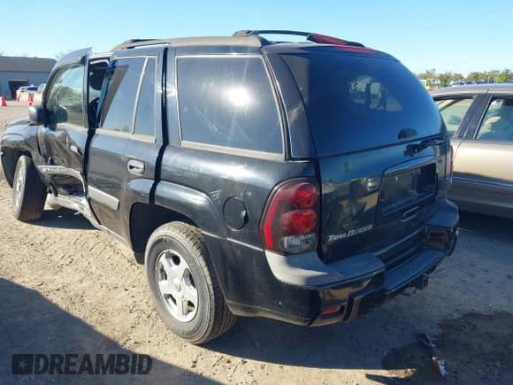 2003 Chevrolet TrailBlazer LS с VIN 1GNDS13S032372209, выставлен на аукционе IAAI как лот 43386704 с пробегом 103 795 миль миль и . История ставок и продаж доступна на DreamBid. Изображение 3.
