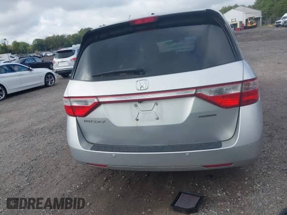 2011 Honda Odyssey Touring с VIN 5FNRL5H97BB020359, выставлен на аукционе IAAI как лот 43237938 с пробегом 232 684 миль миль и . История ставок и продаж доступна на DreamBid. Изображение 16.
