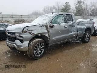 2024 Chevrolet Silverado 1500 LT с VIN 1GCRDKEK6RZ286236, выставлен на аукционе Copart как лот 86957084 с пробегом 6 283 миль миль и На запчасти • Non repairable. История ставок и продаж доступна на DreamBid. Изображение 1.