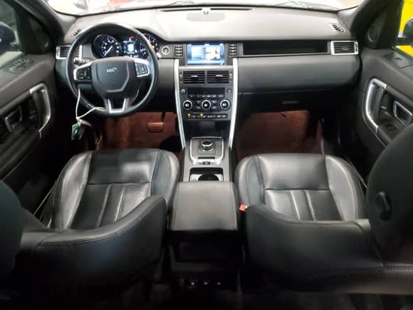 2017 Land Rover Discovery Sport HSE with VIN SALCR2BG7HH652869, listed as a Copart auction lot 87054305 with 150,462 mi miles and Clean title. Bid and sale history available at DreamBid. Image 8.