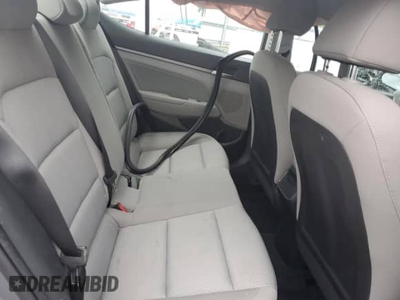 2018 Hyundai Elantra SEL с VIN KMHD84LF1JU471355, выставлен на аукционе Copart как лот 81027315 с пробегом 46 627 миль миль и Списание • Salvage title. История ставок и продаж доступна на DreamBid. Изображение 10.